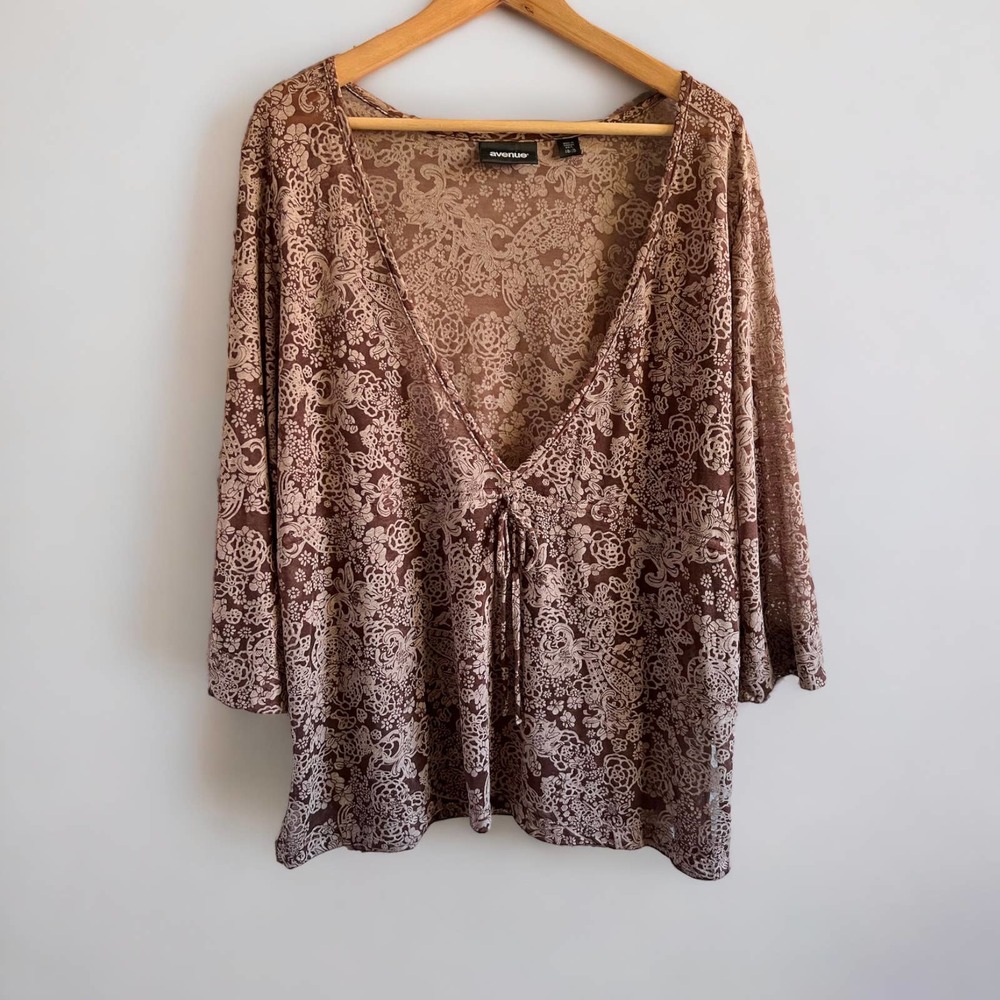 Avenue brown floral top, size 18/20